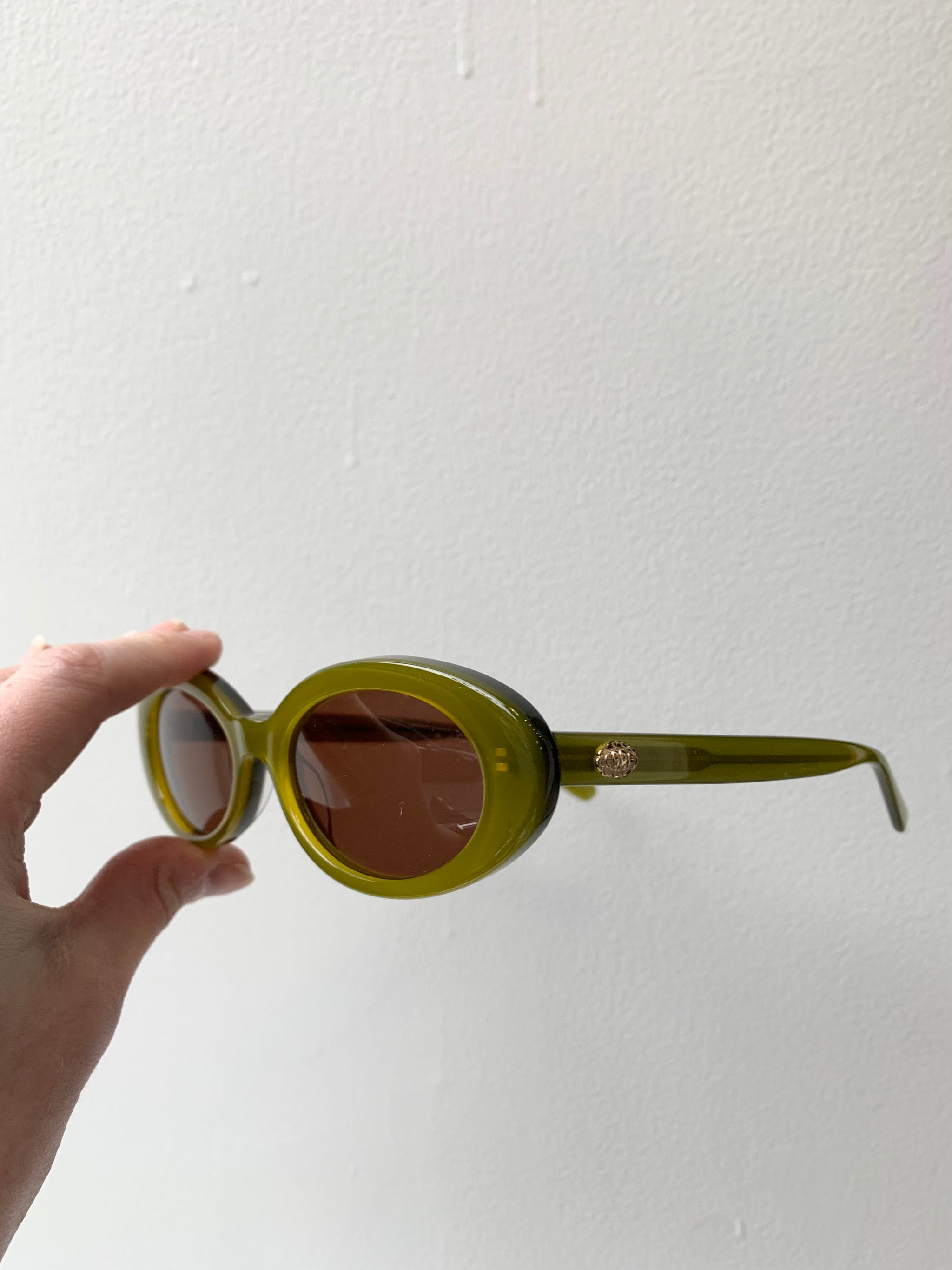 Crap Eyewear The Sweet Leaf Frame with Amber Lenses Crap® Eyewear | The Sweet Leaf Tortoise Bioacetate Oval  main image 3